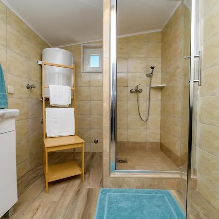 Krcina Cres