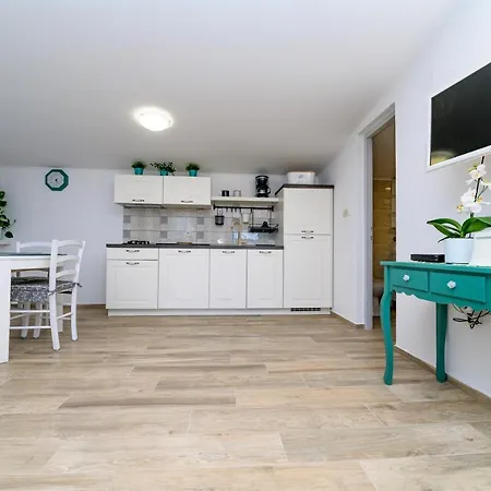 Krcina Apartman